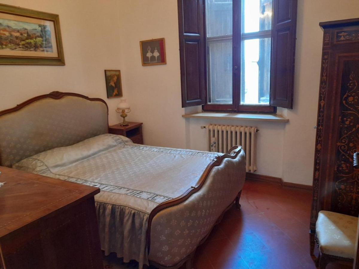 Casa La Torre Un Castello Alle Porte Di Firenze Zimmer foto